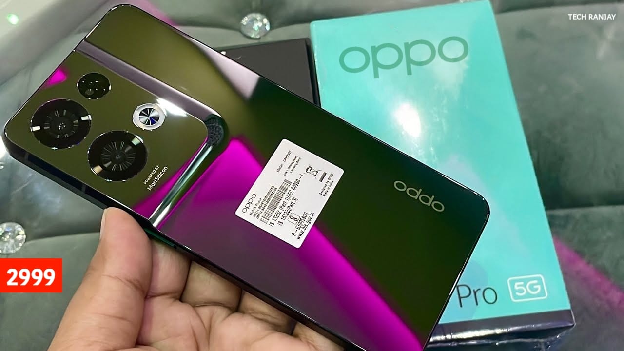 Oppo Small 5G Smartphone